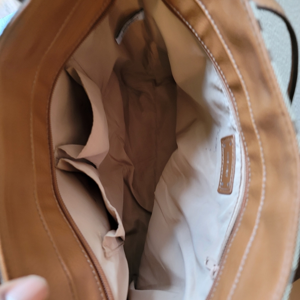 NINE WEST - Picture 10 of 10